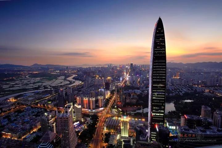 南海东风起，英雄踏浪来！深商诚邀海内外名企赴鹏城大展宏图！